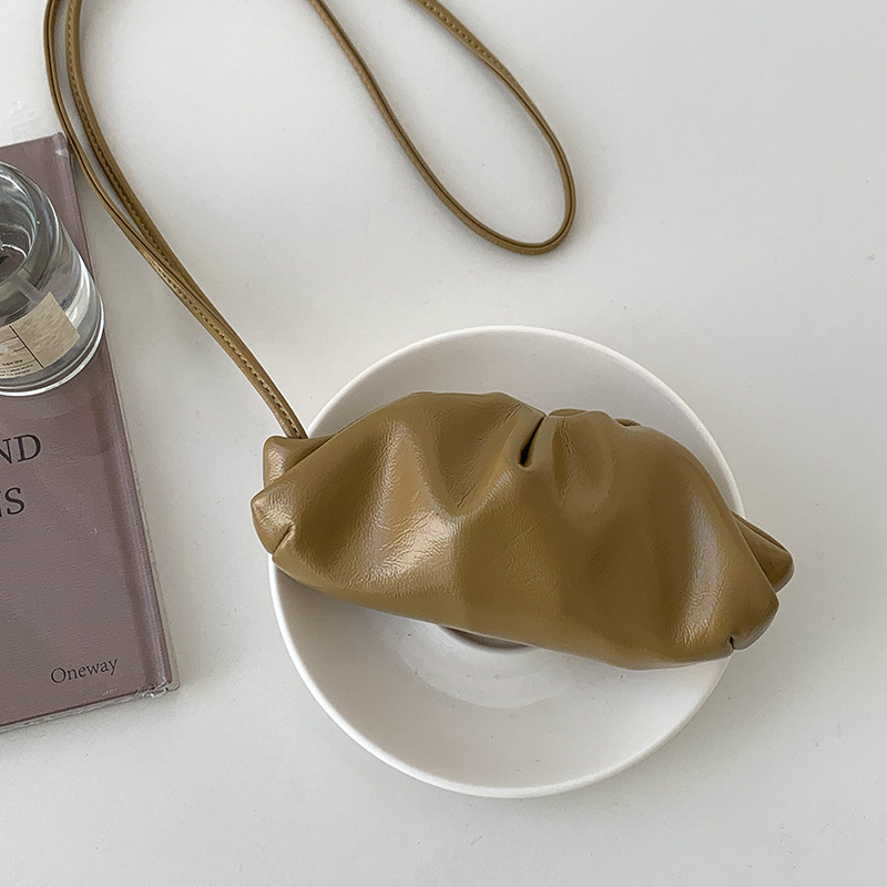 2025 Spring New Soft Waxy Mini Niche Korean Version Of Horn Coin Wallet Instagram Hanging Neck Accessories Mouth Red Envelope