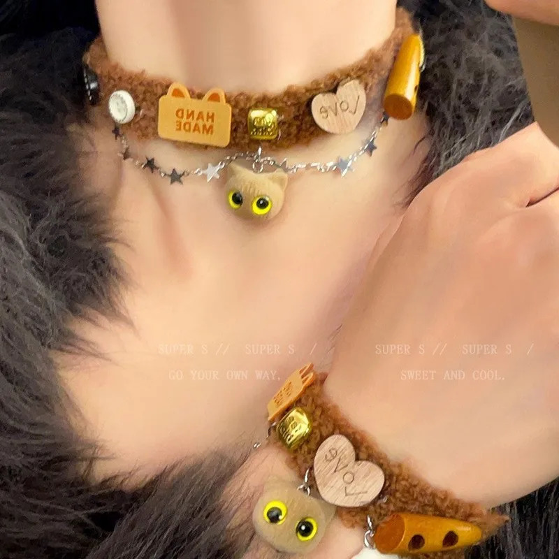 Y2K Plush Bear Choker For Woman Fashion Wooden Only Bear Bow Cartoon Collar Neklace Sweet Jewelry Unisex Accessories 250322
