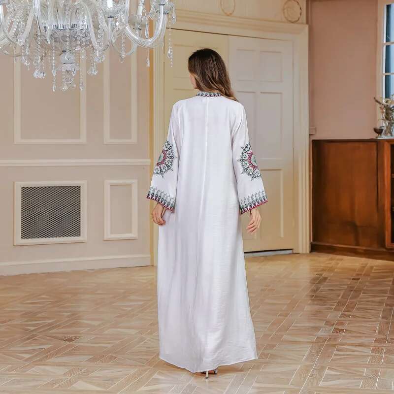 Dongdumaoyi Nieuwe Moslim Gewaad Midden Oosten Dubai Geborduurde Vrouwen Licht Luxe Avondjurk W