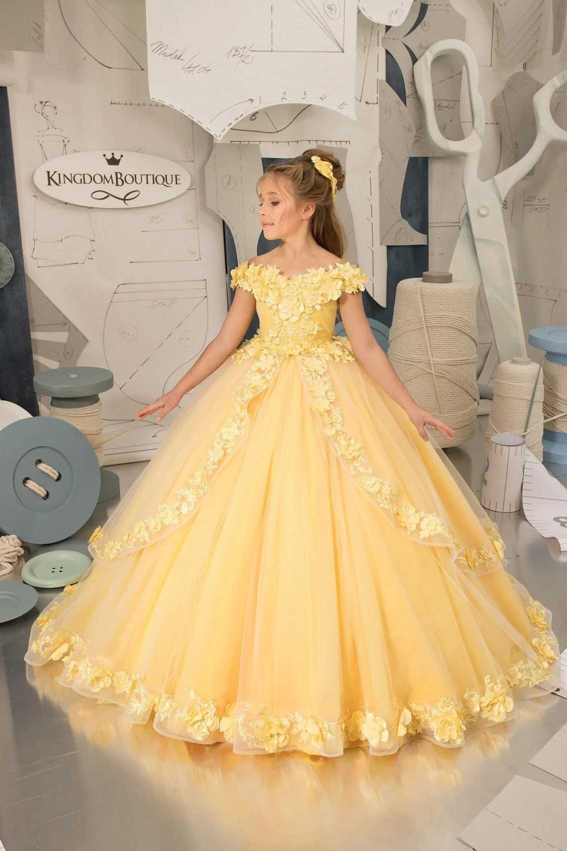 Yellow 3D decal girls wedding dress for weddings fluffy chiffon Fllor length princess childrens birthday party first exchange ball dress W250326