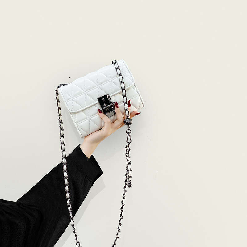 c5 High end Women's Summer 2024 New Small Mouth Red Crossbody Mini Chain Bag