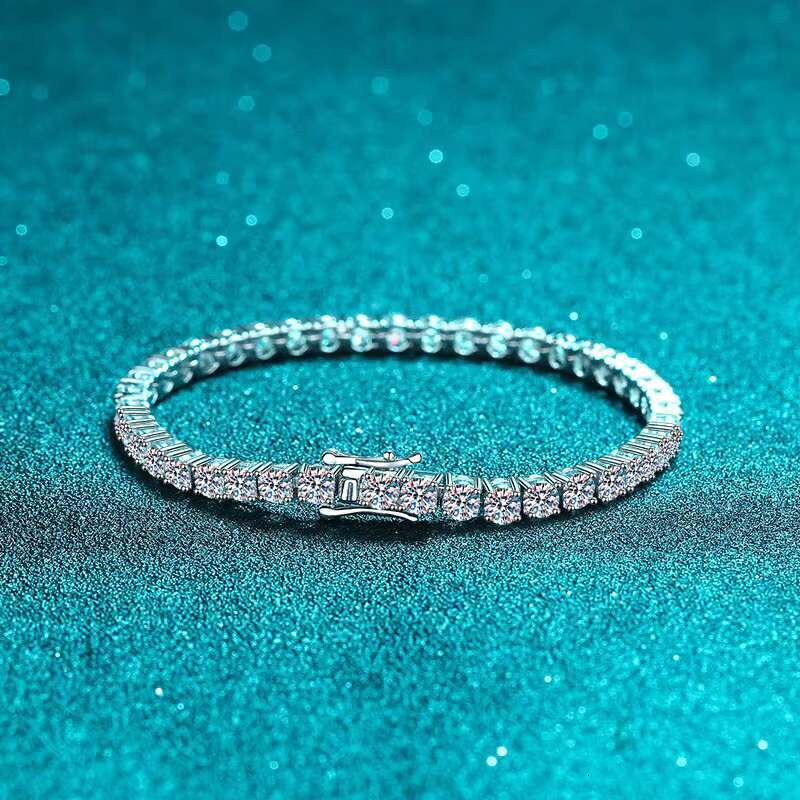 Factory Direct 925 Silver Iced VVS Moissanite Diamond Tennis Bracelet Fashionable 925 Silver Iced VVS Moissanite Bracelet