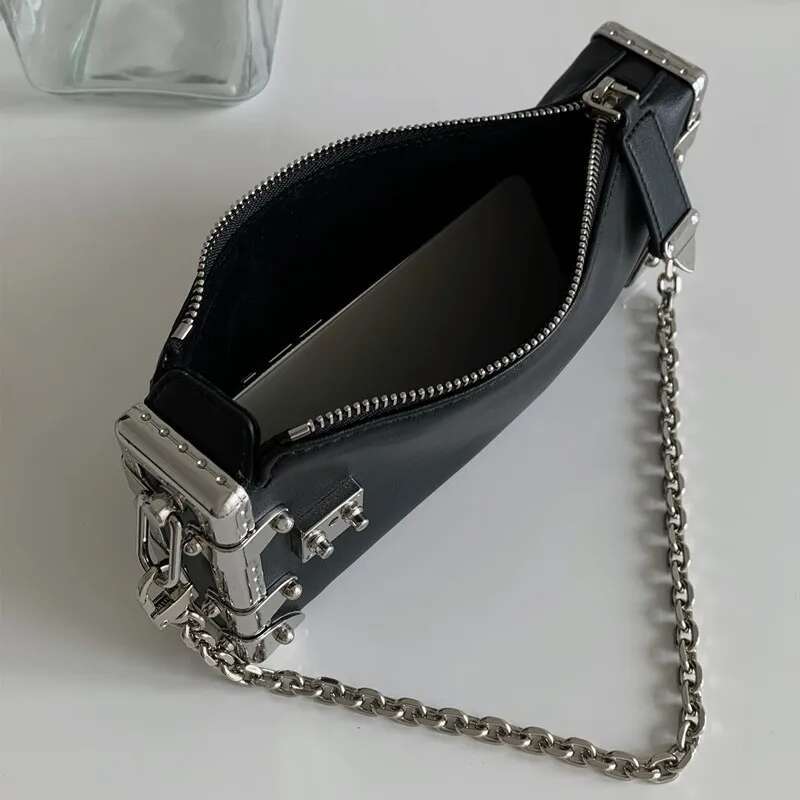 Genuine Leather Box Bags For Women Designer Handbag Purse 2025 New Vintage Soft Cowhide Chain Rivet Shoulder Crossbody