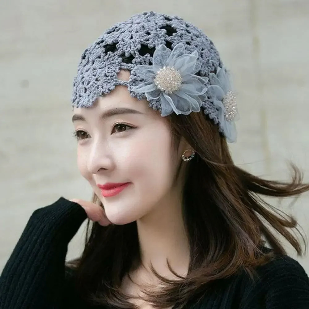 Breathable Hollowed Out Knitted Hat Elegant Lace Casual Beret Cap Fashion Summer Skullies Hat for Women 250321