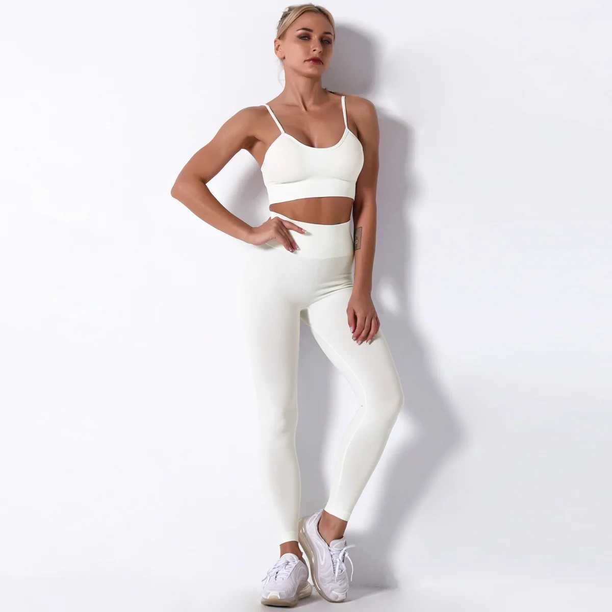 Womens yoga suit seamless sexy sportswear womens sportswear fitness running suit W250326