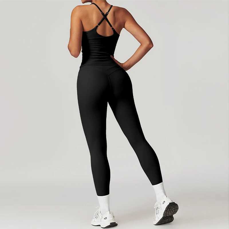 Heavuisavi 2-piece yoga set sports set womens fitness track and field suit running exercise shirt yoga suit quick drying gym set womens fitness W25032