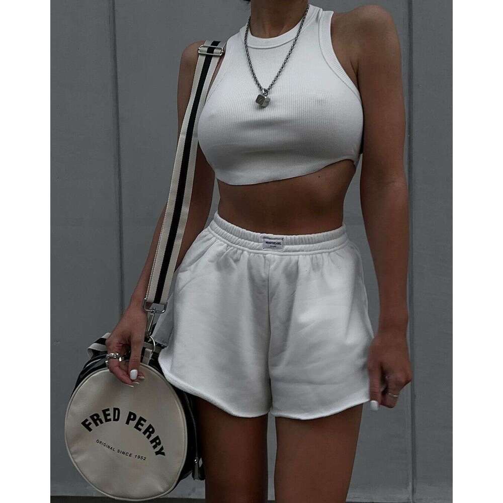 2024 summer new knitted casual sports suit solid color vest shorts two-piece set ins