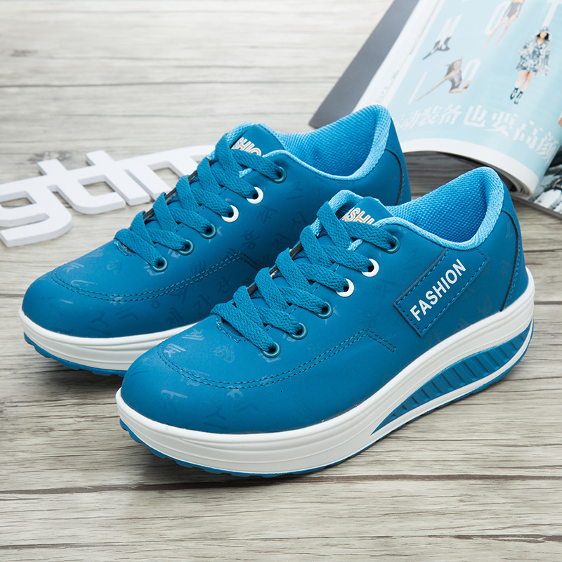 Designer Shoes Light Luxury Leather Rocking Sole Thick Sole Casual Sports Shoes Korean Version Travel Fashion Single Sponge Cake Shoes Large Women