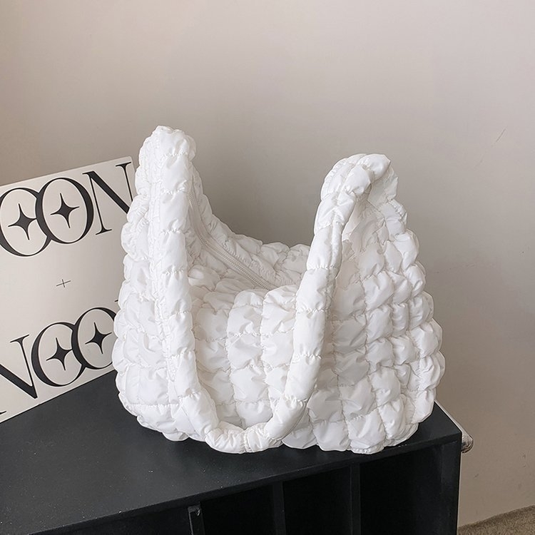 Free shipping new pleated cloud women's handbag large capacity single shoulder crossbody bag color Tote bag