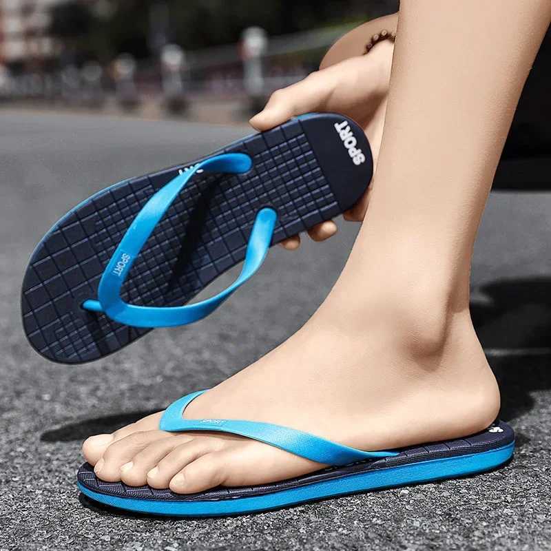 New Mens Water Slide Summer Luxury Sandals for Boys Swimming Pool Outdoor Flip Leisure Beach Breathable Shoes Home SlideXJ250326