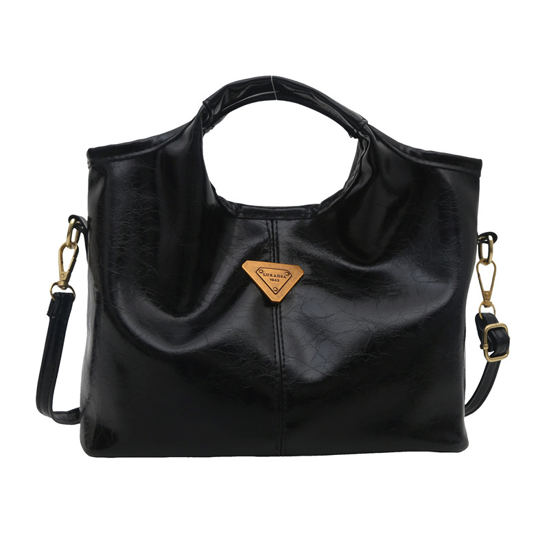 Women's tote bucket bag Women's new fashionable simple fashion bag commuting single shoulder crossbody bag 2025