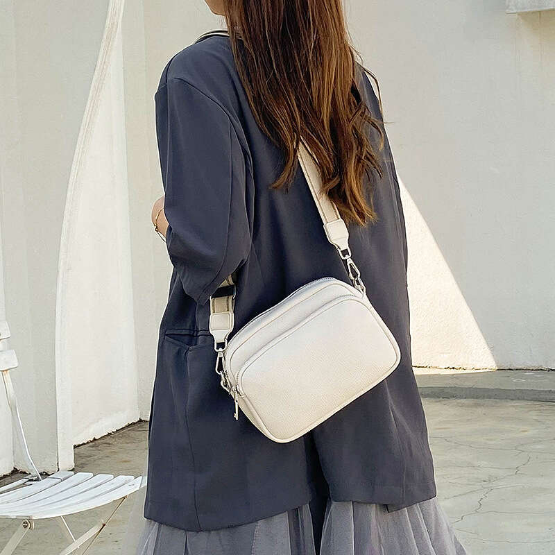 c0 Trendy 2023 New High Capacity Crossbody Women's One Shoulder Small Square Bag Bags