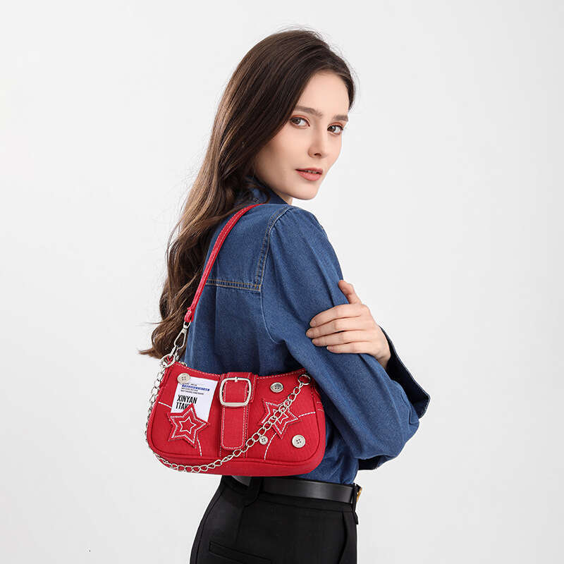 26 Star Cowboy Underarm New Fashionable and Trendy Design, Crowned Crescent Bag, Canvas Handbag, Chain Bag