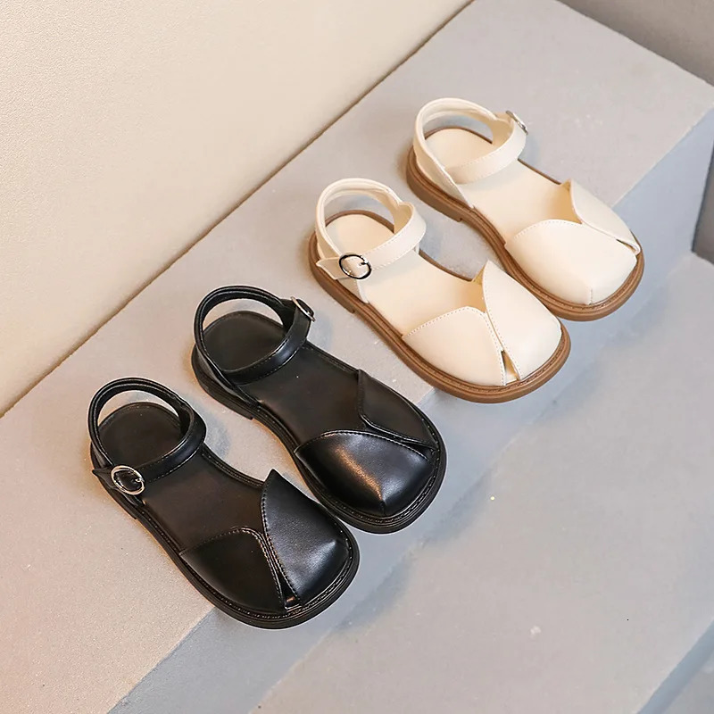 Girls Summer Sandals Toe-covered Anti-kick Children Flat Sandals Princess Retro Classic Ins Fashion Soft Chic 250326