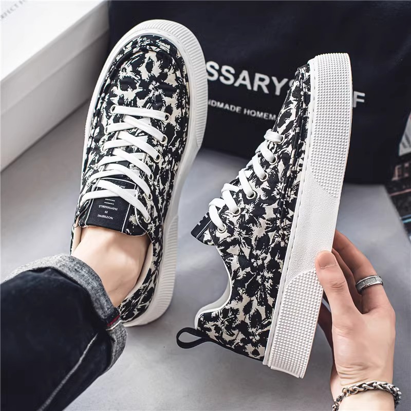 2025S New Trend Designer Canvas Thin In Spring Versatile And Breathable Casual Thick Soled Board Men S Sports Niche Cloth Shoes Trendy Shoes