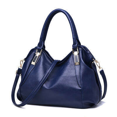 77 2025 Fashion Soft Leather Handbag Large Capacity Middle aged Women's Single Shoulder Crossbody Bag
