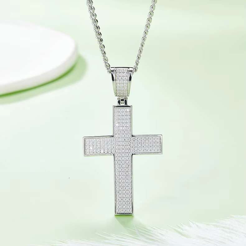 J004 Guangzhou Jewelry Wholesale 925 Sterling Silver Iced Out VVS Diamond Hip Hop Necklace Moissanite Cross Pendant for Mens