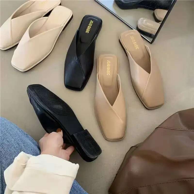 Designer Comfortable Women's Mules Shoes Slippers Elegant Sandals Woman Fashion With Chic Point Hot Leather Summer New Low