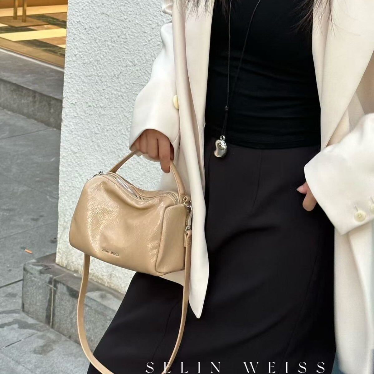 Advanced Oil Sensitive Wax Leather Handbag Boston Pillow 2025 New Fashionable Versatile Dumpling Crossbody Bag