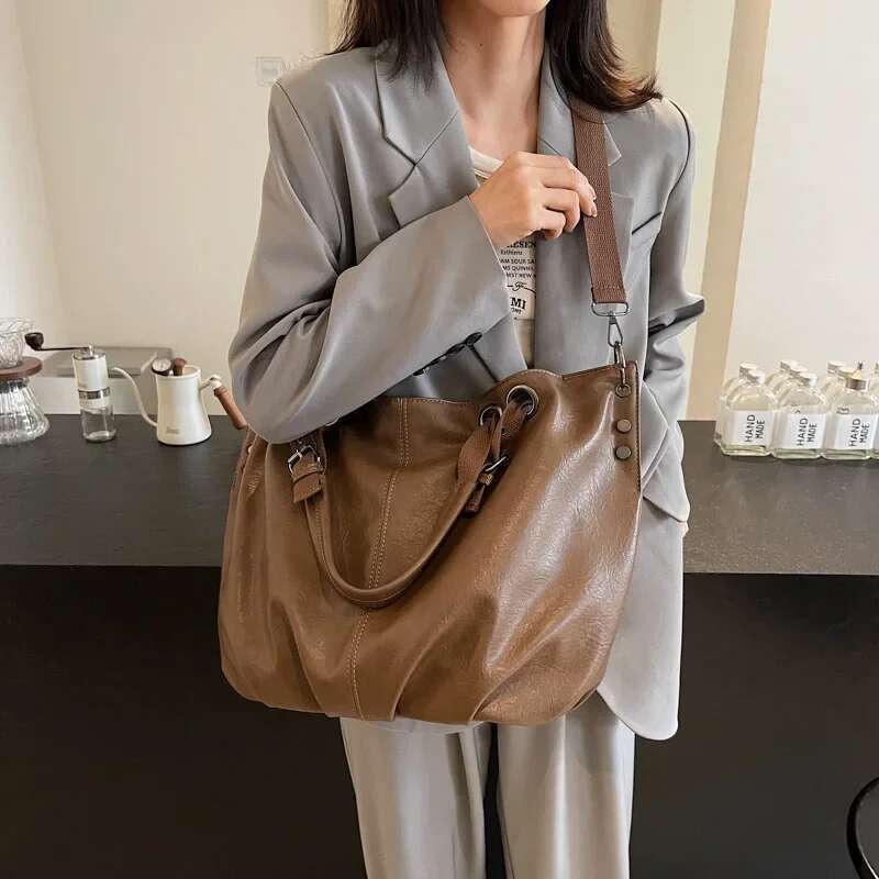 LEFTSIDE Women Korean Fashion Large PU Leather Handbags And Purses Vintage 2024 Winter New Trend Y2k Tote Lady Shoulder Bag