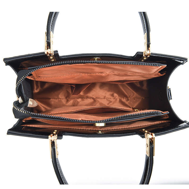 64 Women's 2025 new versatile high-end feel women's atmospheric mother's one shoulder handbag