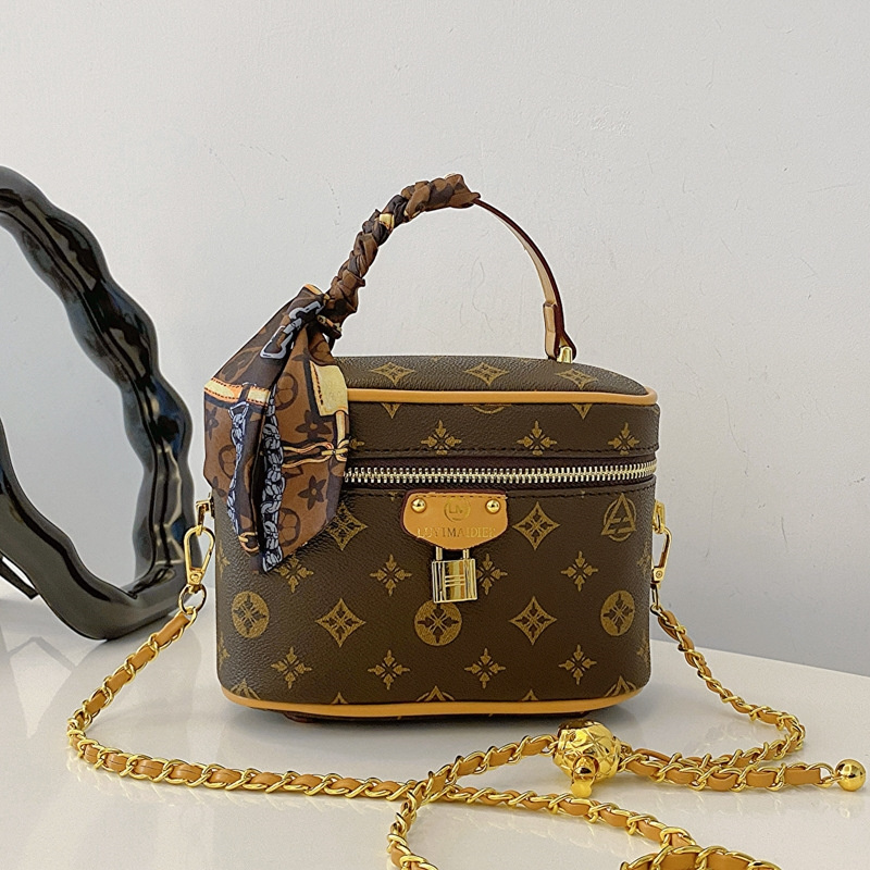 Designer Handbags: Chic Printed Chain Box Bag, Fashionable Women's Crossbody & Shoulder Bag New Free Delivery Designer Bag