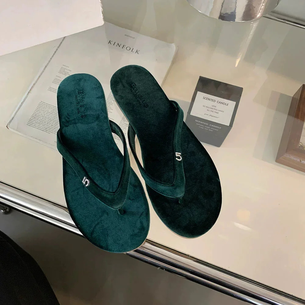 Womens Shoes Summer Fashion Clip Toe Flat Womens Flip Flops Beach Flannel Casual Ladies Slippers Zapatos Mujer 250325