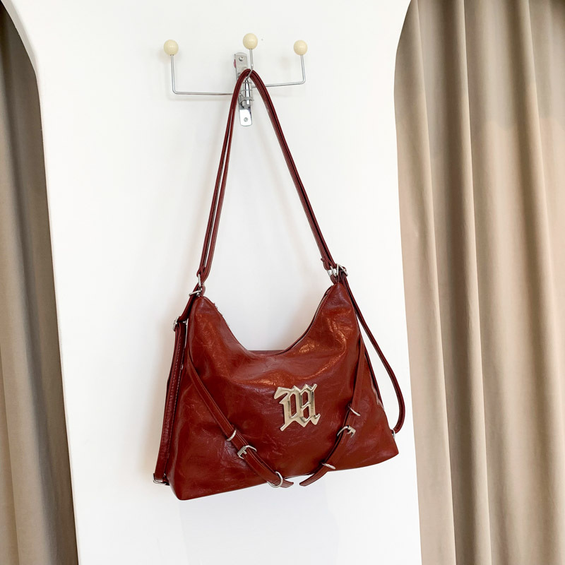 free shipping Women's fashion pleated large capacity bag women's commuter trend backpack 2025