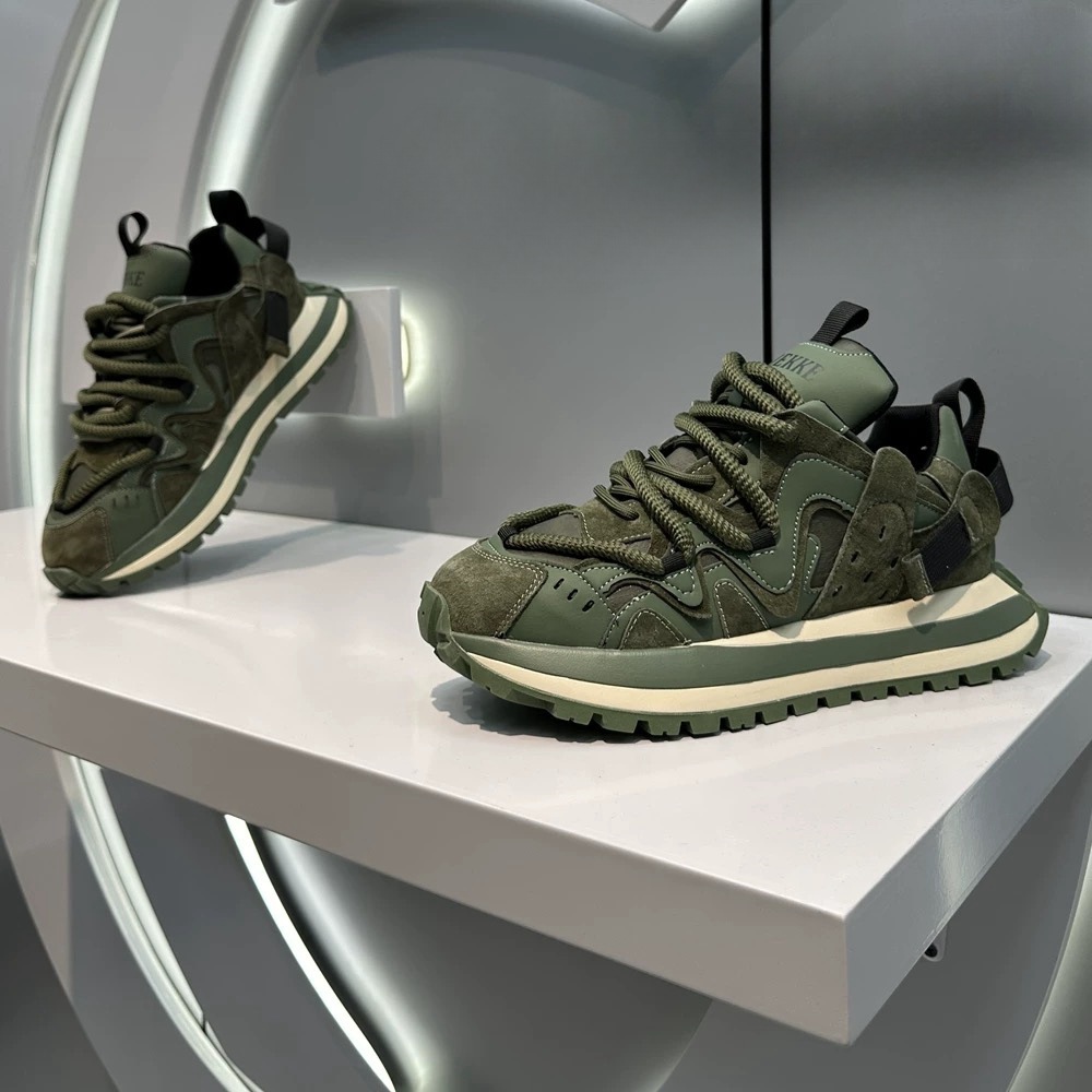 2025 spring and summer new men's burst thick soles increase sports style casual NEW trend all men cool shoes