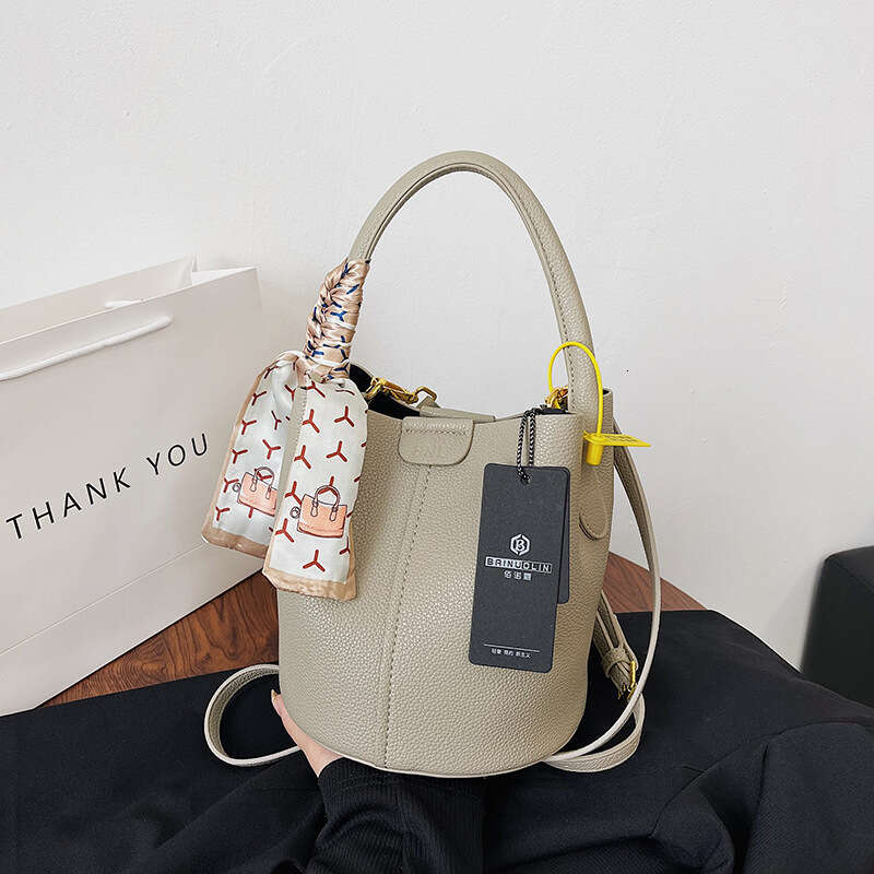 5f Korean style bucket portable vegetable basket, textured women's simple and large capacity, one shoulder crossbody bag, live broadcast