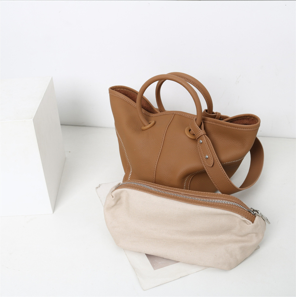 Designer 2025S autumn soft leather casual versatile hand-held vegetable basket lazy style shoulder crossbody women bag
