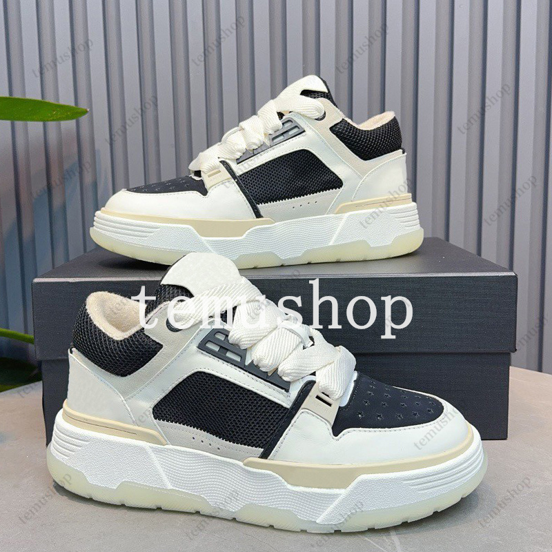 Designer Shoes Casual Shoes Fashion platform Couple Bread Shoes for men and women Leather stitching low top lace-up sneakers Size 35-45
