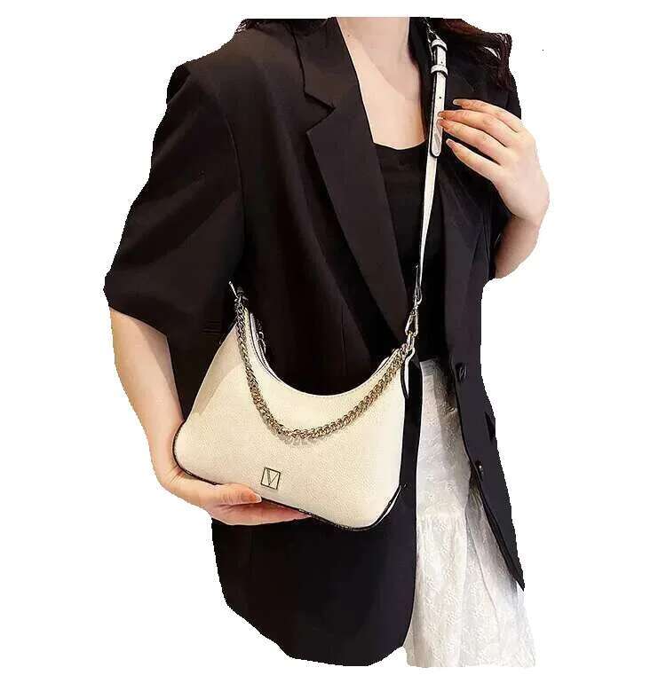 Everyday Women's Underarm 2025 Classic Brand Women's Handbag Vintage PU Leather Shoulder Bag For