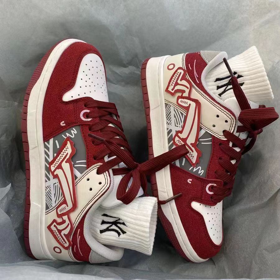 Designer Shoes New China Fashion Institute Style Red Outdoor Leisure Moral Training Shoes Men's And Women's Skateboarding Shoes
