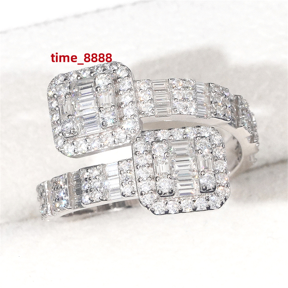 Hop Jewelrys Luxury Mens Moissanite Ring 925 Silver with Gold-Plating Magical Stick Design