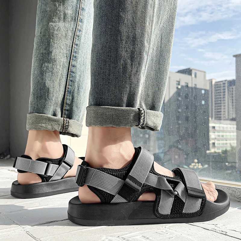 New mens sandals N-Slip summer flip top high-quality outdoor Fi casual beach lightweight casual mens shoesXJ250326