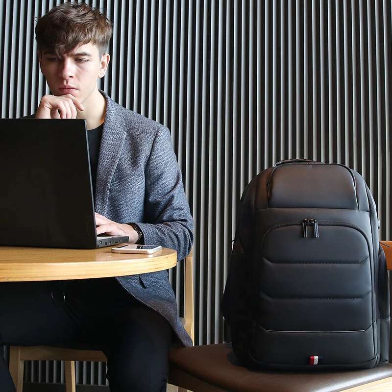 Fenruien Waterproof Backpacks USB Charging School Bag Anti-Theft Men Fit 15.6 Inch Laptop Travel Backpack High Capacity