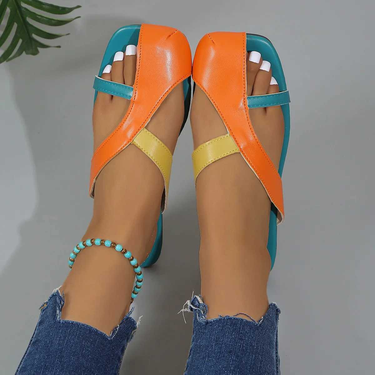 2024 New Summer Womens Sandals Apartment Leisure Slide Fi Beach Sandals Bohemian Sandals Designer Sandals De MujerXJ250326