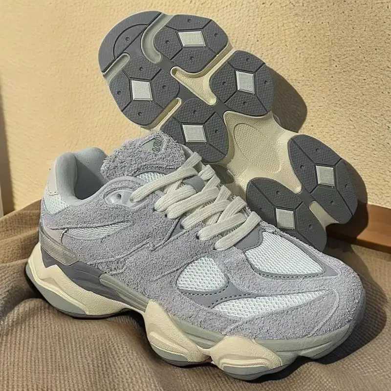 Retro dad shoes Stylish mti-sport walking shoes with cfortable soft soles for jumping and runningC250325