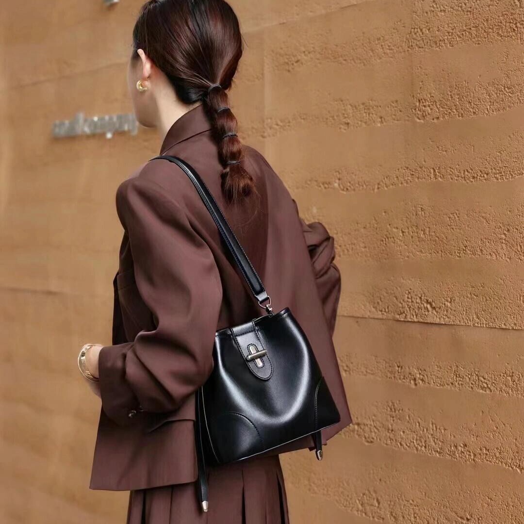 2025S Fashion Designer Spring Summer Color Blocking Small Women S New Fashionable Versatile Crossbody Bag High End And Super Popular Single Shoulder B