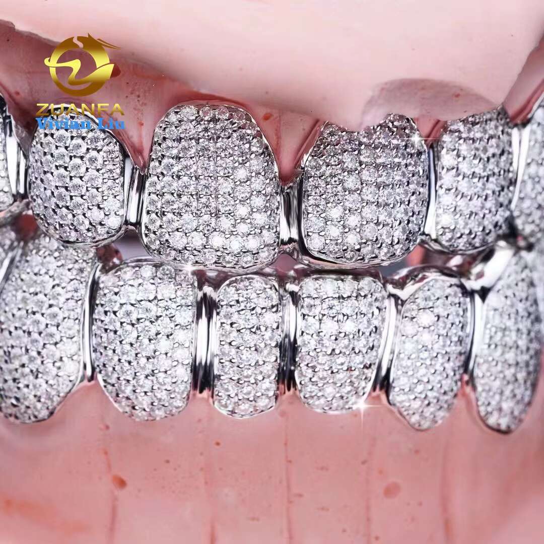 Iced Out Hip Hop Fine Jewelry VVS Moissanite Custom Diamond Grillz