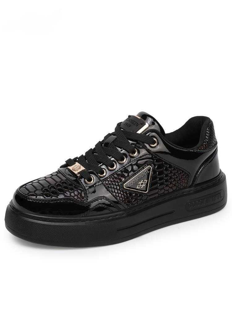 2025 Designer Shoes Casual sneakers Black Knight Shoes Black sneakers Casual shoes men and women of the same fashion cool black action light low help 