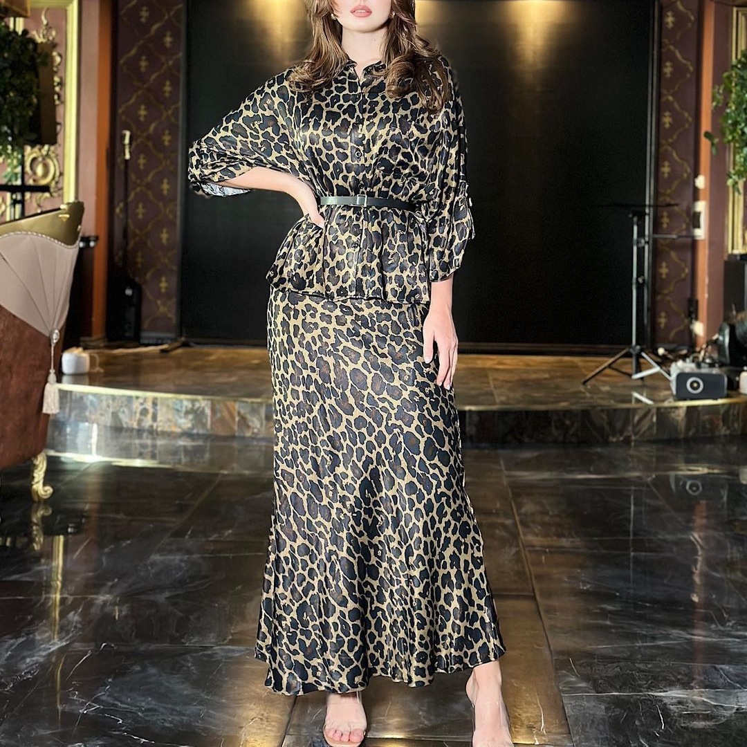 2025 new fashionable temperament plus leopard print long sleeved shirt and skirt set