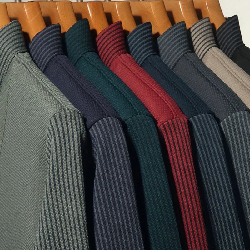 Thick and warm patchwork mens polo shirt suitable for business casual daily wear 250326