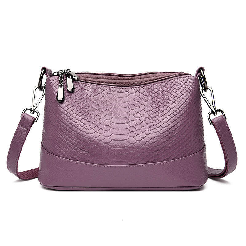 b8 Middle aged and elderly mother's 2023 new trend crocodile pattern single crossbody women's multi-layer soft leather bag, shoulder bag