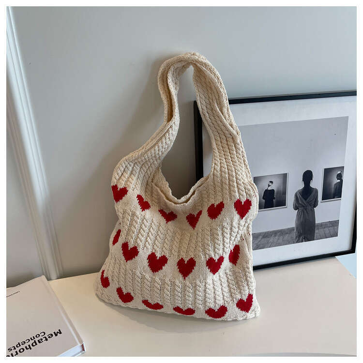 2023 New Instagram Love Pattern Knitted Large Capacity Tote Bag