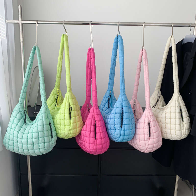 83 Folded Cloud Fashion One Shoulder Handheld Dumpling Large Capacity Down Cotton Underarm Women's Bag