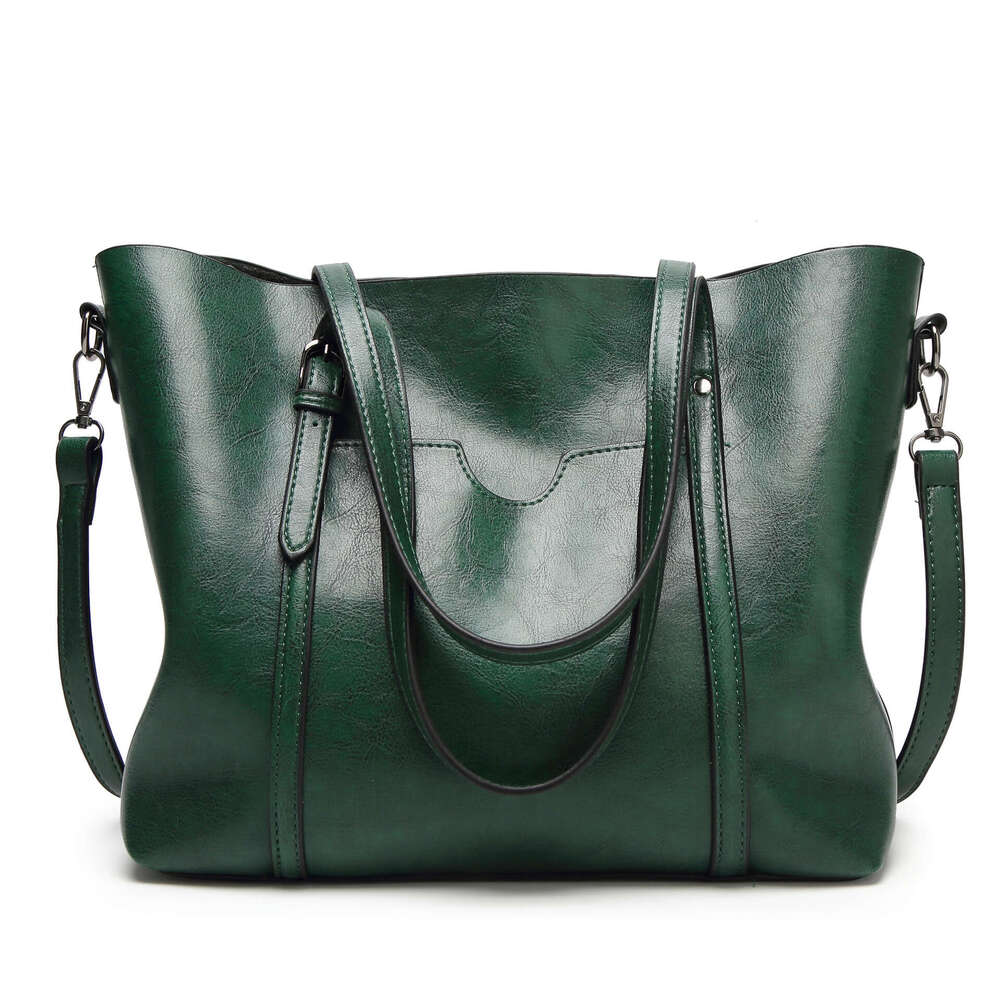 2023 New Fashion Soft Leather Casual Women's Handbag Single Shoulder Crossbody Capacity Bucket Large Bag