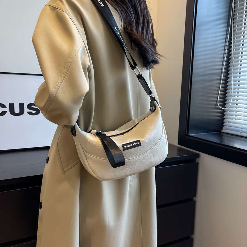 95 This year's popular niche 2025 new women's fashion super hot crossbody Korean versatile dumpling bag