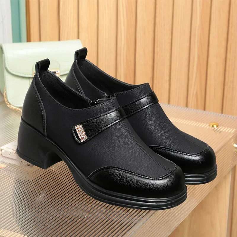 2025 Summer New Soft Smooth Women's Retro Dress Designer Fashionable Thick High Heels Thick Bottom Retro Brown Daily Shoes